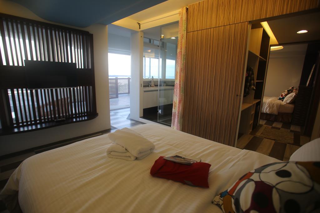 Malibu Oceanview Homestay Magong Phòng bức ảnh