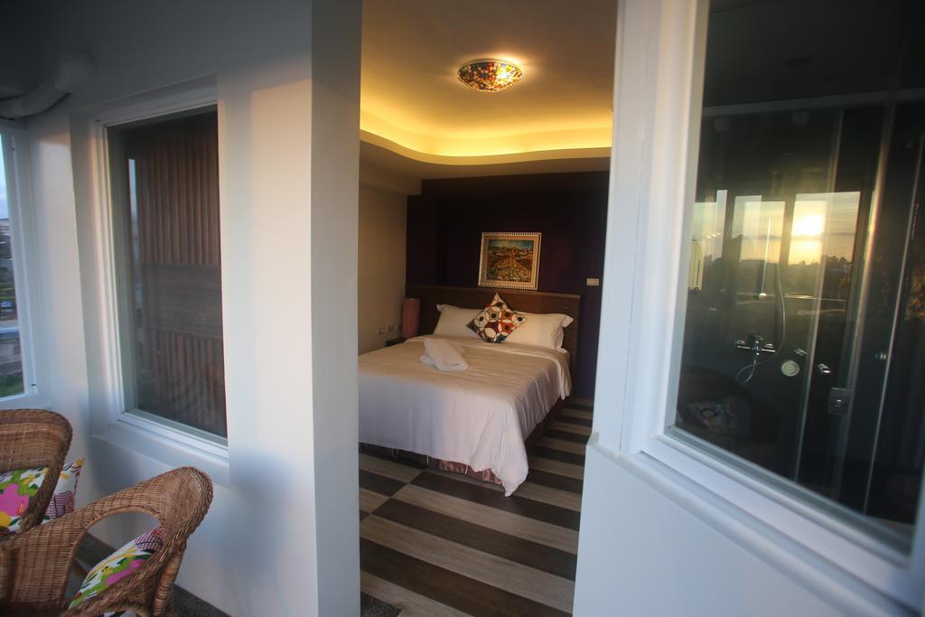 Malibu Oceanview Homestay Magong Phòng bức ảnh