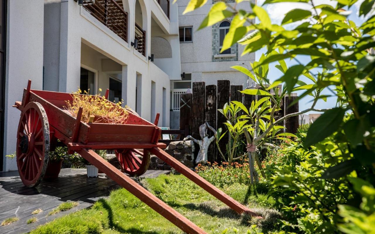Malibu Oceanview Homestay Magong Ngoại thất bức ảnh